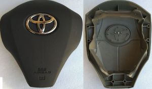 Крышка в руль (муляж airbag) Toyota Yaris 2005-11 мультируль